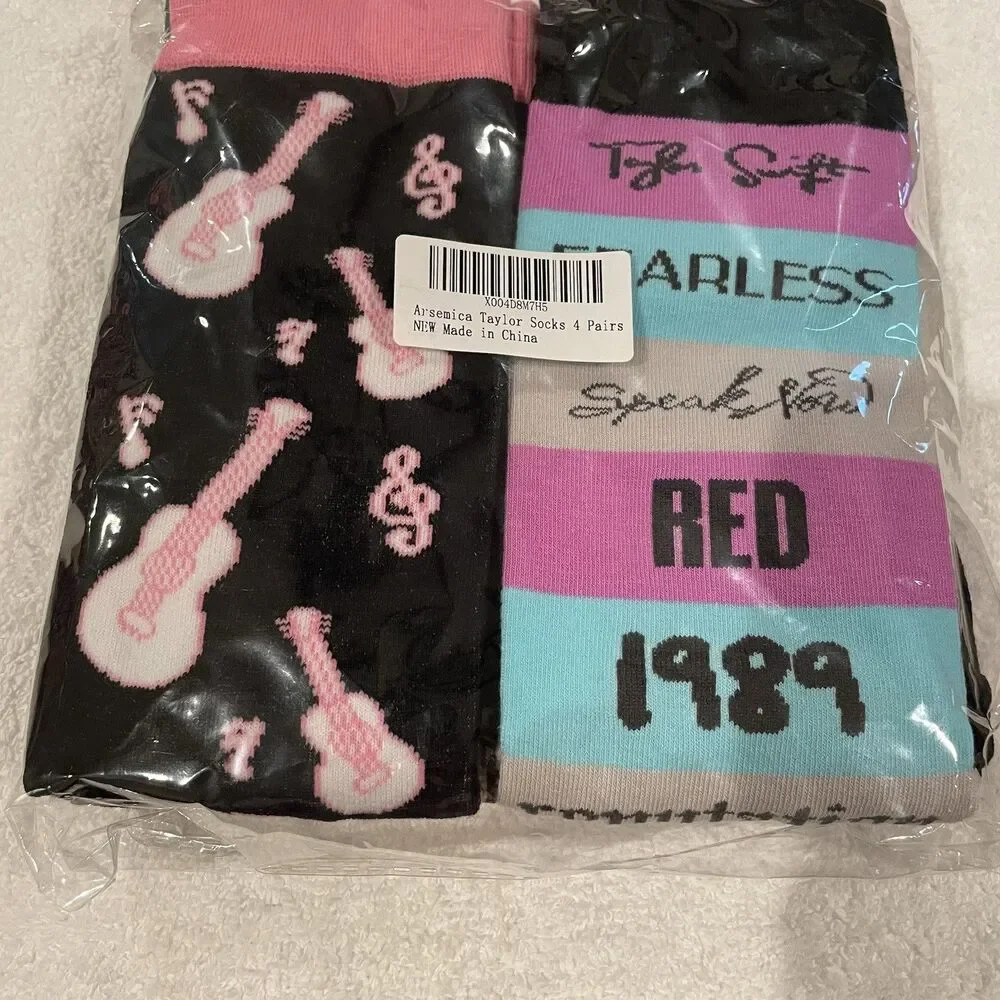 Taylor Swift Socks 4 Pairs New In Package Eras Tour Women’s Girls